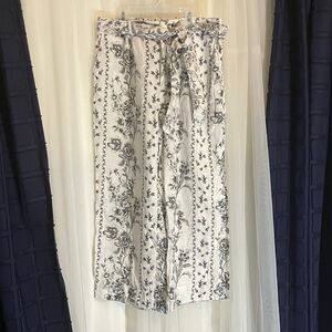 Joie 100% Linen Black and White Floral Wide Leg Pants